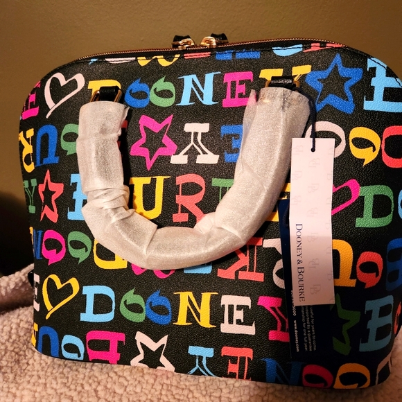 Dooney & Bourke Bag - Picture 5 of 8